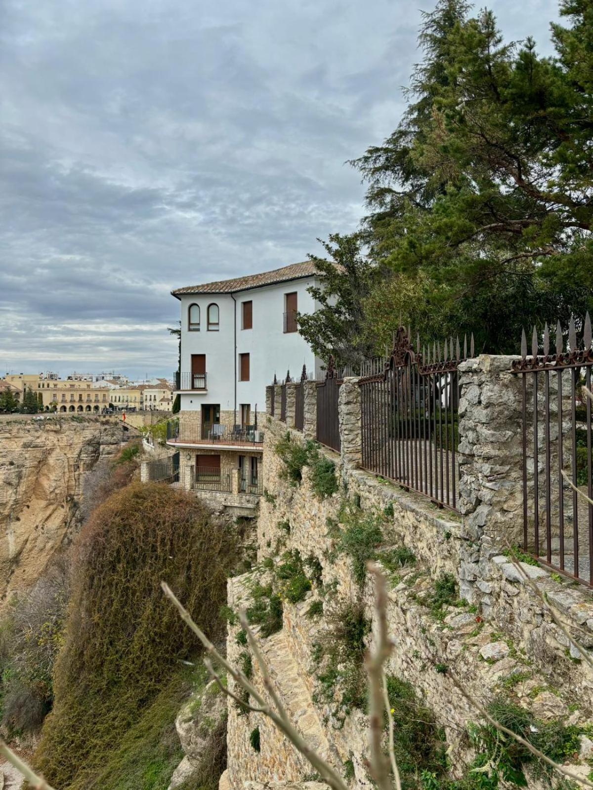 Gav Mondragon Apartment Ronda Exterior photo